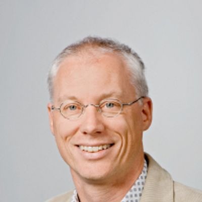 Prof. Dr. Bernhard Küster